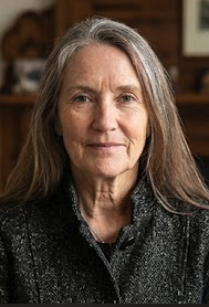 Dr. Julia Steiner